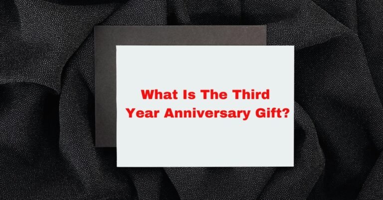 What Is The Third Year Anniversary Gift image